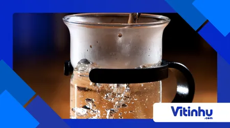 O Que Acontece se Você Congelar Água Quente vs. Água Fria?